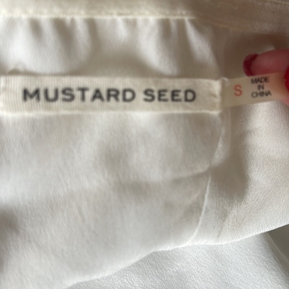 🤍 Halter Top - Picture 4 of 4